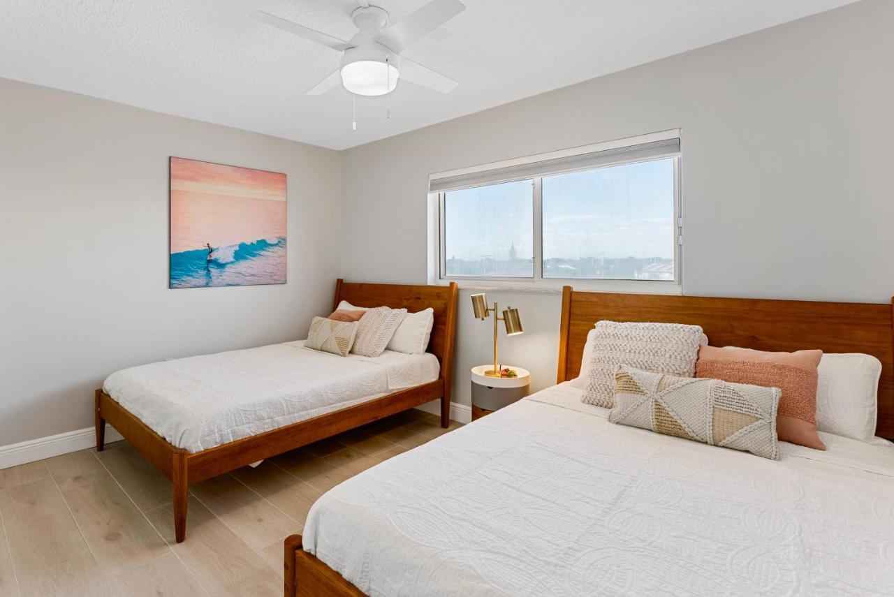 Cocoa Beach Towers Extérieur photo