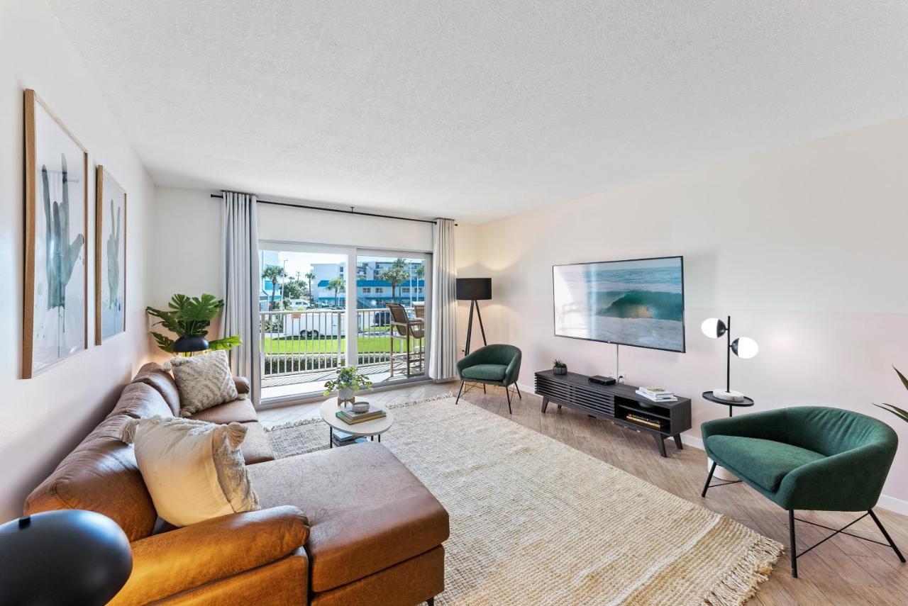 Cocoa Beach Towers Extérieur photo