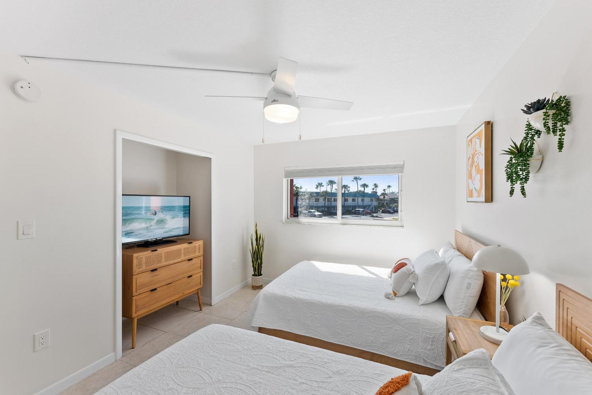 Cocoa Beach Towers Chambre photo