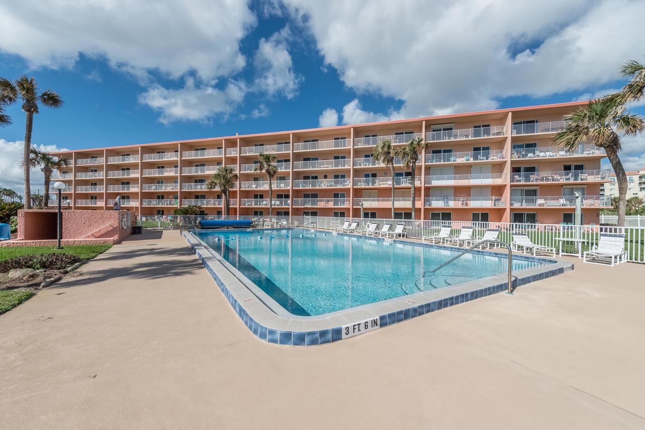 Cocoa Beach Towers Extérieur photo